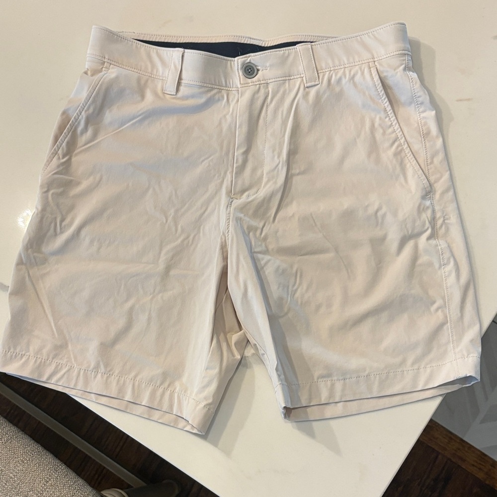 Southern Tide Men’s Sand Color Flat Front Chino Shorts